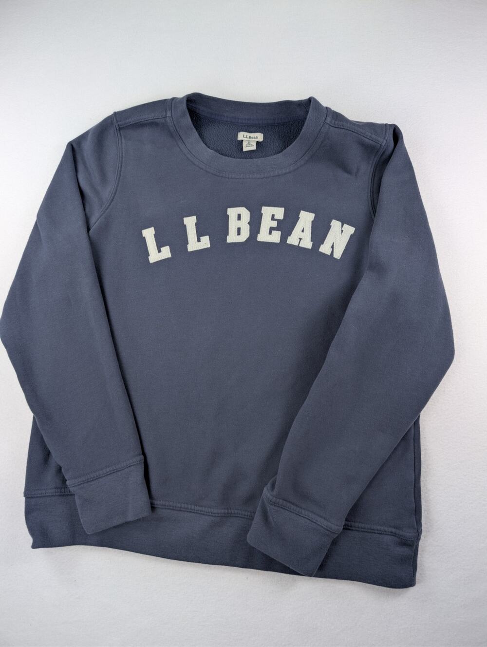 L.L.Bean Spellout Crewneck Sweatshirt Medium Faded Navy Fleece Pullover
